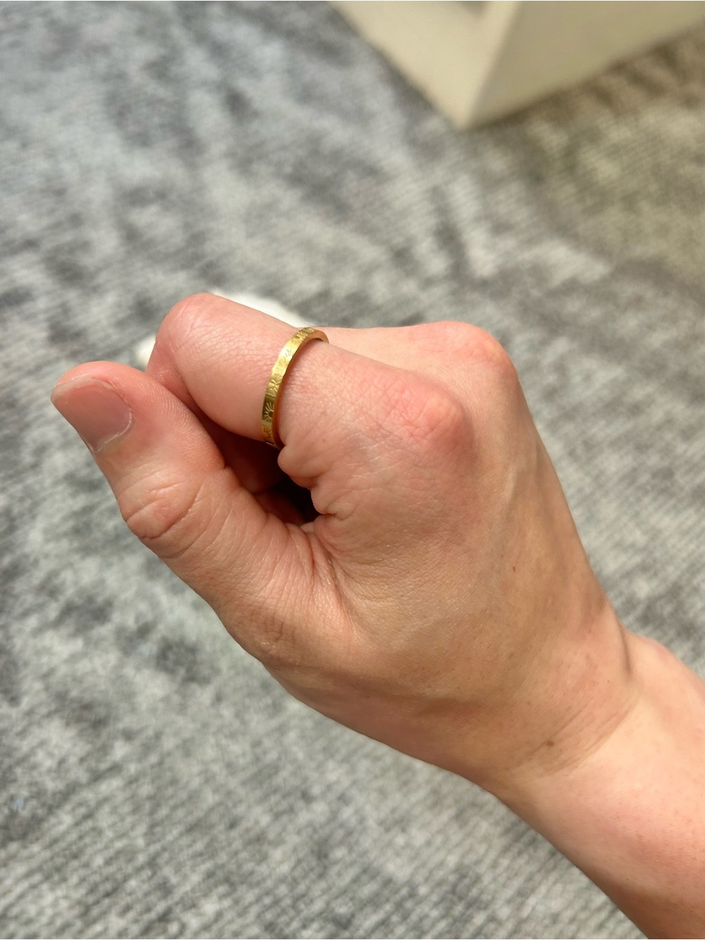 Gold Engraved Laser Sun Rise Starburst Thin Band Summer Beautiful Ring✨ - Picture 6 of 6